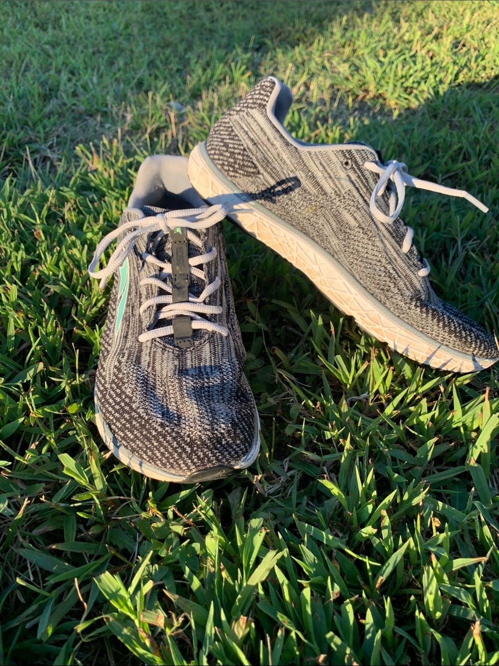 Altra Women's Sz 10 Escalante 2 Sneakers Running Trail Cross Country Sneakers